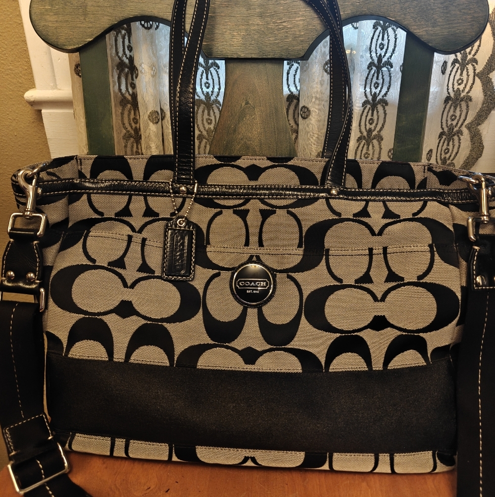 Ex-Large Coach Business or Travel Tote